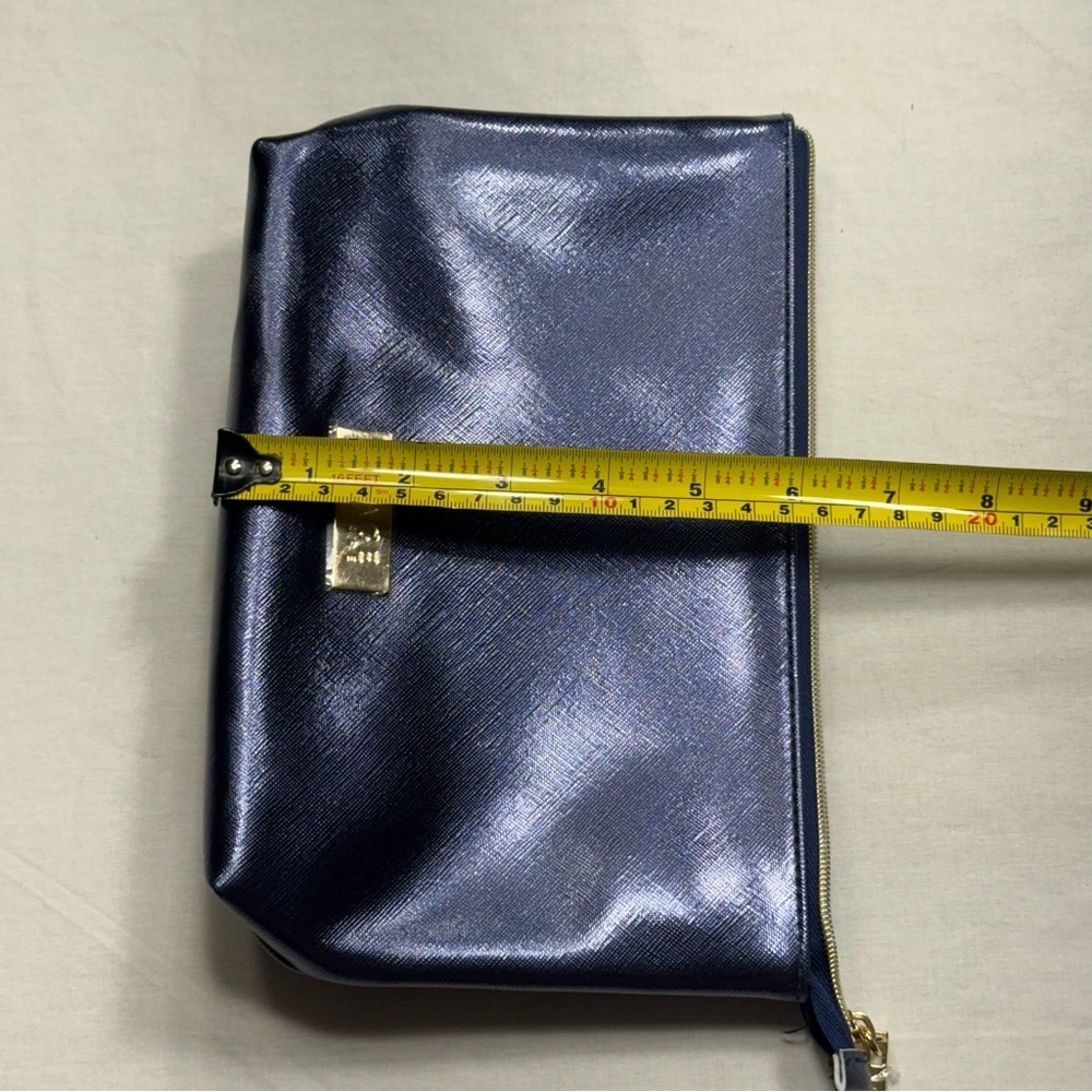 Image Skincare Navy Cosmetic Bag - Picture 7 of 7